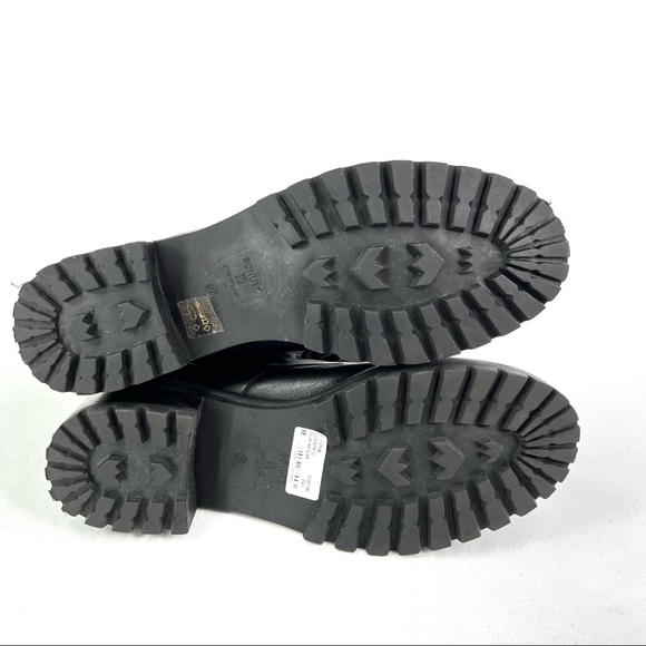 Schutz Stephan Black Leather Faux Shearling Lined Lace Up Lug Sole Ankle Boots 8 - Picture 7 of 7